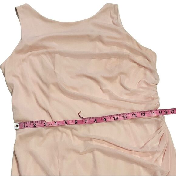 David's Bridal F19946 Petal Bridesmaid Dress - 14 - Picture 13 of 16